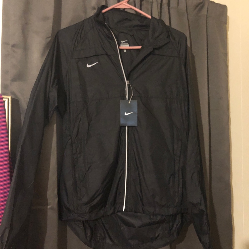 BRAND NEW WOMENS NIKE PULLOVER